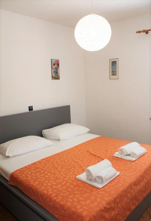 Apartments Ada Primosten Ngoại thất bức ảnh